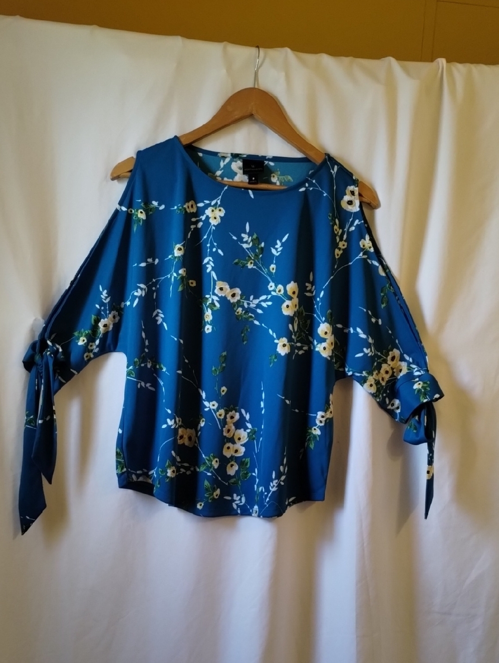Worthington Teal Floral Cold-Shoulder Tie-Sleeve Blouse
